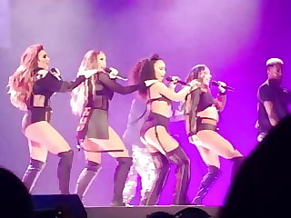 Babes dancing on stage